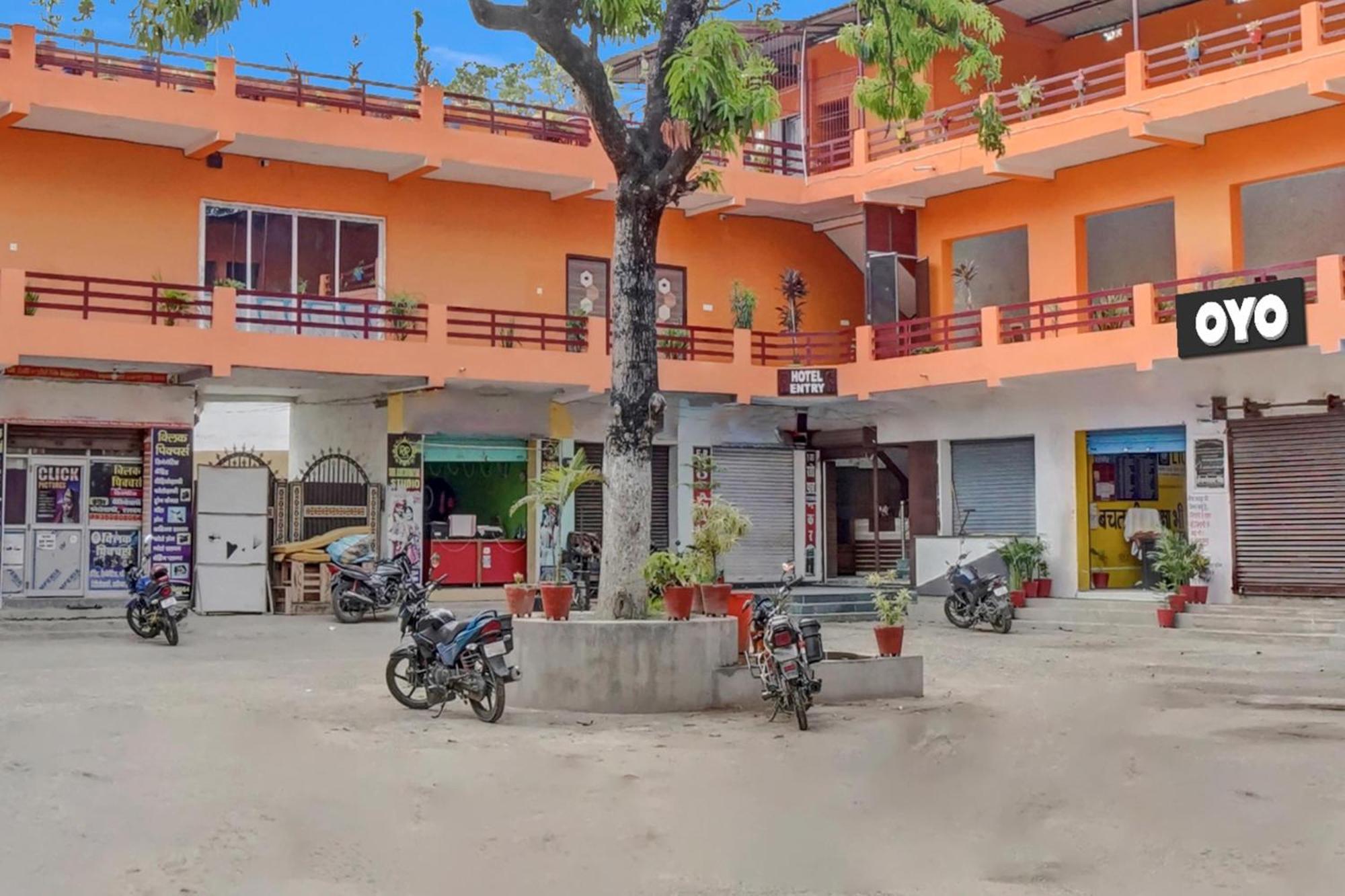 Oyo Flagship 81389 Hotel Siddhi Vinayak Motihari Exteriér fotografie